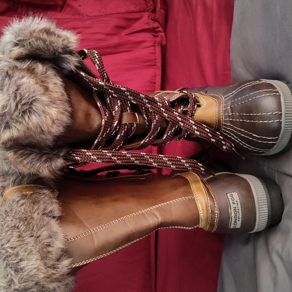 London Fog boots. - Picture 2 of 4